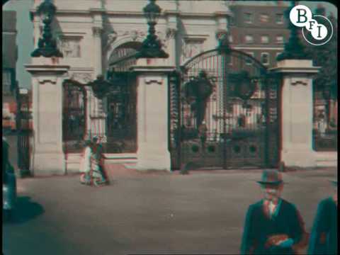 Rare Video: 1927 London in Color!