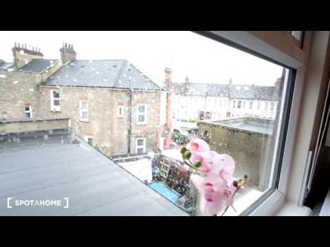 Spacious studio flat with a full kitchen for rent in Willesden - Spotahome (ref 123155)