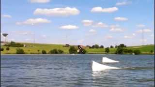 preview picture of video 'Tantrum kicker wake - The Spin Cablepark'