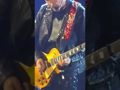 THE EDGE of U2 FORGOT HIS LEAD at the SPHERE LAS VEGAS CONCERT 2023