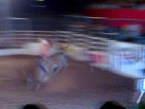 Montaria Rodeio Palmital 2010 V.mp4