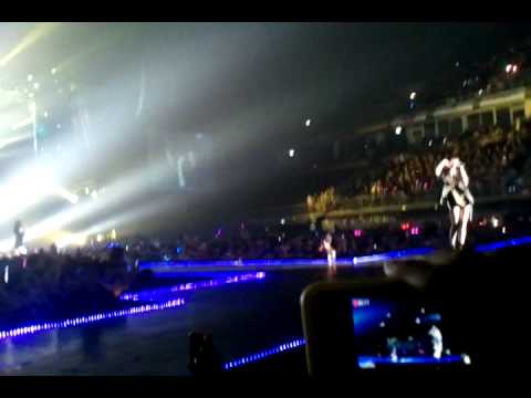 Uonyong _101113 Mnet Ultimate in Bangkok - B2ST (3-3) + 4Minute What's a girl want..mp4