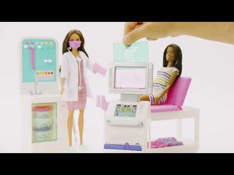 Barbie Fast Cast Clinic Playset and 30cm Doll