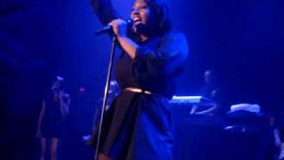 Jazmine Sullivan Live- After The Hurricane