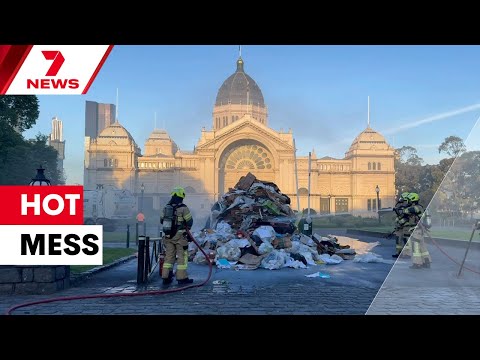 Visitors greeted with a hot mess at the Royal Exhibition Building | 7NEWS