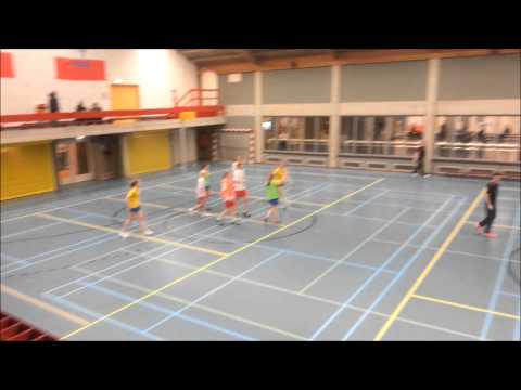 IJsselvogels B2 tegen NIO B1