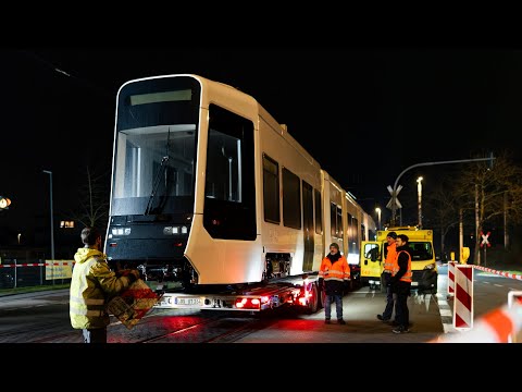 Anlieferung der neuen GT-F Straßenbahn 🚈