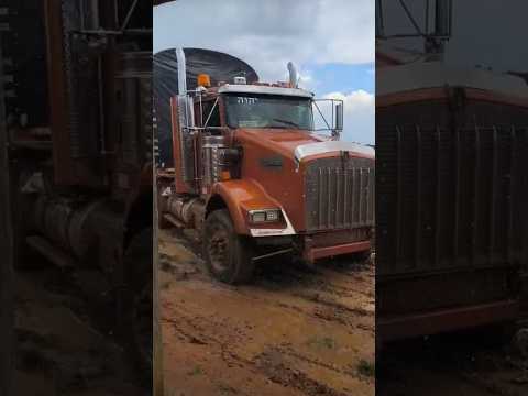 Cruce de Santa Rosalía Vichada 🇨🇴 #trucks #automobile #truckesvlogs #offroad  #troquero