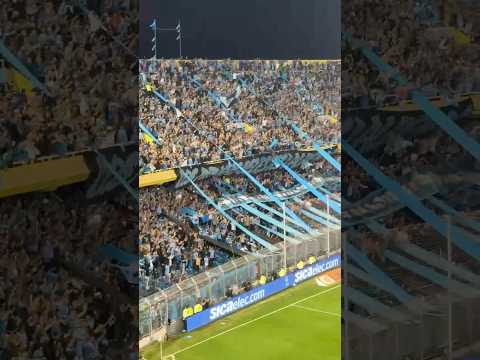 "VAYAS A DONDE VAYAS " Barra: Los Piratas Celestes de Alberdi &bull; Club: Belgrano