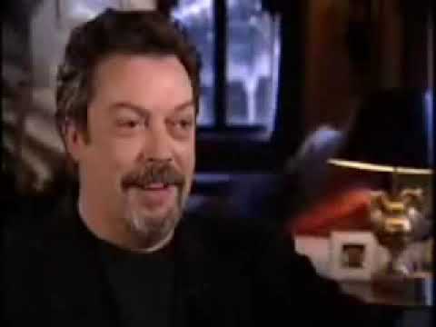 Tim Curry Mentions His Height In This Clip