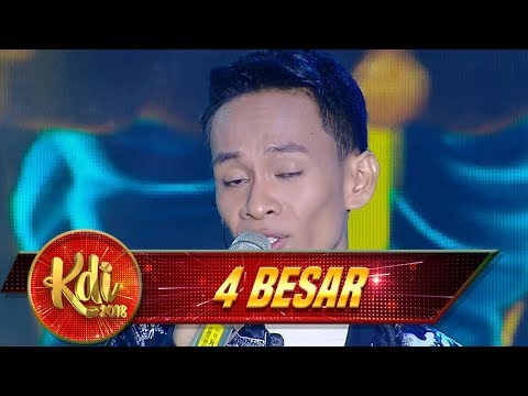 Ayu Ting Ting Sangat Menikmati Penampilan Janwar [SEROJA] - Kontes 4 Besar KDI (10/9)