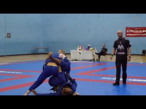 Sam Crook vs Carlos Santos - London Warriors Cup 2016 - Brown Adult - Medium-Heavy