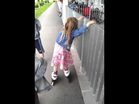 Erste mal rollerskater fahren