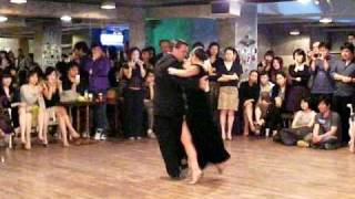 20100313 Gabriel Misse y Natalia Hills - 04