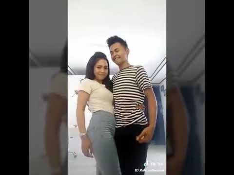 download lagu mp3 mp4 Video Goyang Tik Tok Rahmadwarna, download lagu Video Goyang Tik Tok Rahmadwarna gratis, unduh video klip Video Goyang Tik Tok Rahmadwarna