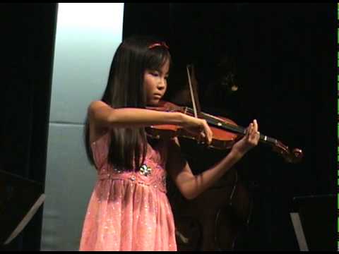 Violin Concerto in a minor by Bach (Ruka at Dec 2009_12_13_23_29_10.avi
