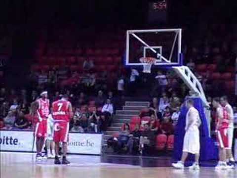 07 03-10-07 BvB BCO-Ninane - Fout op en vrijworpen van Green