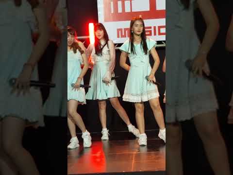 VID1444 DAISY DAISY Kookkik focus (“Heal” ) BangkokIdolFestival@ Siammusicfest#CMDreamDaisy124851