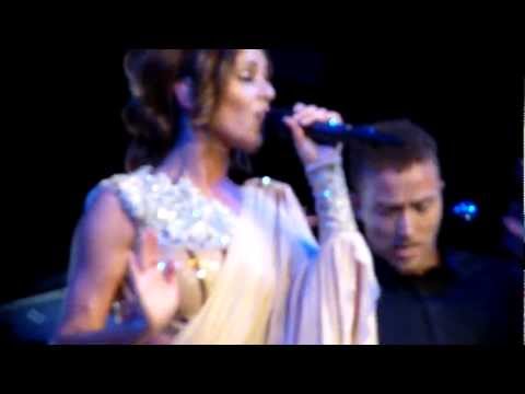 Cheryl Cole - Parachute - Live at London o2 Arena 27.05.2010