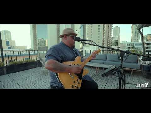 Tequila - John  Akapo (Dan + Shay live loop cover)