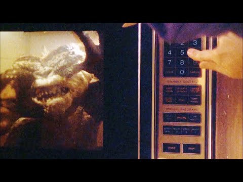 Gremlins - Do You Hear What I Hear (Microwave scene) 1080p HD