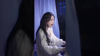 Download lagu Dang Ni Gu Dan Ni Hui Xiang Qi Shui 当你孤单你会想起谁  #mandarinsong #youtubeshort #fyp #viralreels mp3