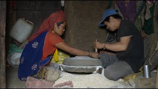 Grinding corn in the fields ll Rural village life