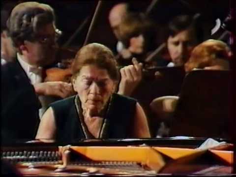 Annie Fischer plays Mozart: Klavierkonzert C-dur