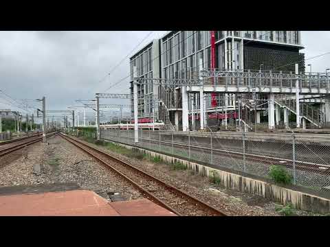 3071 Next Pingtung Line, carro tipo EMU500 aprimorado, máquina 558/567 Mitsubishi IGBT, nova estação de saída