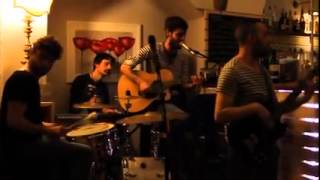 Un giorno di pioggia (cafè chinaski)