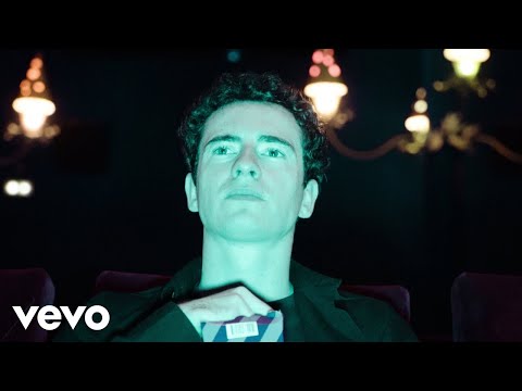 León Larregui, Cian Ciarán - Moretón de Amor