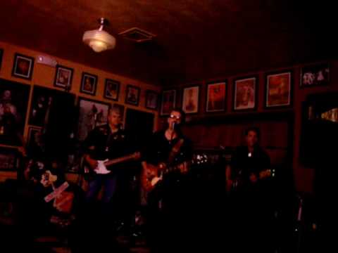 Mustang Lightning - Your Eyes Tonight (new) - 2010-06-18