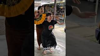 Download lagu Tari Tradisional Bali Menembus Batas Negara #reaksibule #bulediindonesia mp3