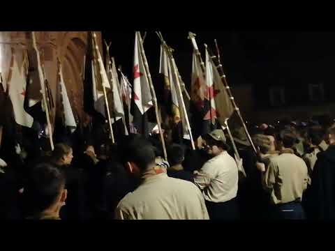 Vézelay 2022 - Scouts d'Europe Parvis Kyrié des gueux