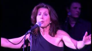 Elkie Brooks -- Fool If You Think It&#39;s Over (DVD &#39;Elkie Brooks: Appearing At Shepherds Bush Empire&#39;)