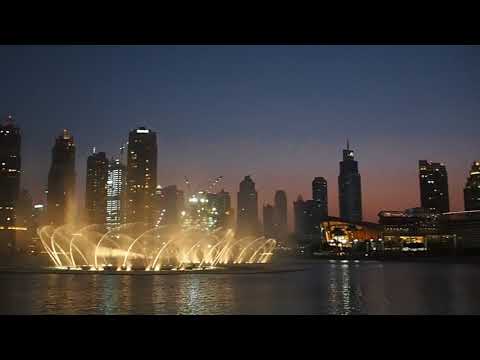 Wasserspiele am Burj Khalifa in Dubai | Reiseblog live4travel.de