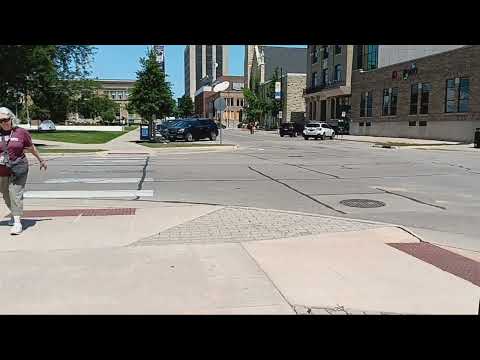 Cedar Rapids Iowa/  4k Walking Around Tour