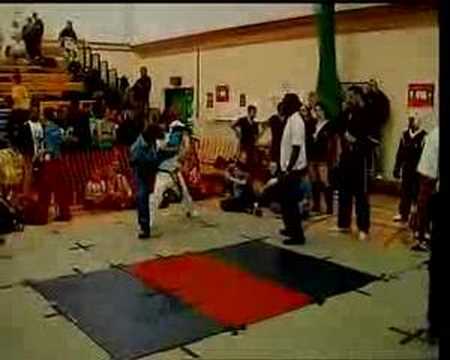 Robbie Hughes vs Phil Peverelle