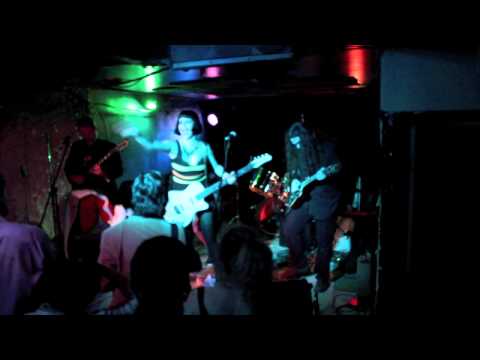 Drunk Lips covers "Pin" (Yeah Yeah Yeahs) video thumbnail