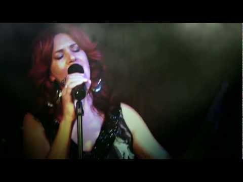 AMANDA ABIZAID - Be In Love Again live music video