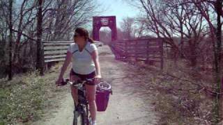 preview picture of video 'Cycling on the Wabash Trace Nature Trail in Southwestern Iowa'