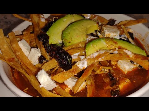 Sopa de tortilla .Un platillo típico de Tlaxcala México.