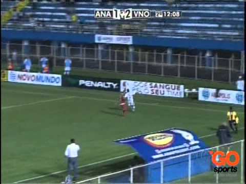 MARCELO TCHE LATERAL DIREITO/RIGHT BACK 2013