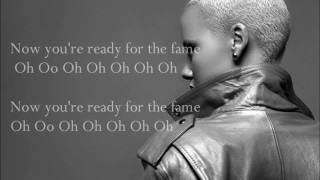 Amber Rose Ft. Wiz Khalifa - Fame Lyrics On Screen