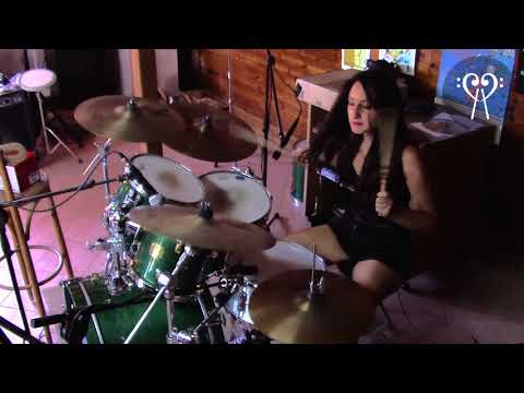 BLACK SABBATH - WAR PIGS - DRUM COVER by CHIARA COTUGNO