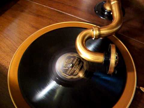 We Just Couldn't Say Goodbye - Paul Whiteman with Mildred Bailey - 1932