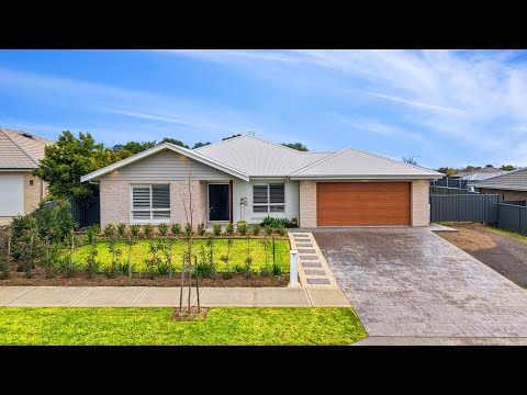 18 Simmental Way, Tamworth, NSW 2340, 4 ਕਮਰੇ, 2 ਬਾਥਰੂਮ, House