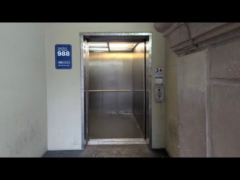 Loud Modded Hydraulic Elevator (Car 1) - Plaza Escuela East Garage - Walnut Creek California