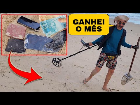 I found 2 cell phones and 2 wallets with money on the beach