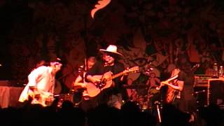 Pulling The Devil By The Tail & Howling At The Moon - Peter Rowan & DTB
